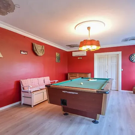Дом отдыха Lovely In Romo With Kitchen *
